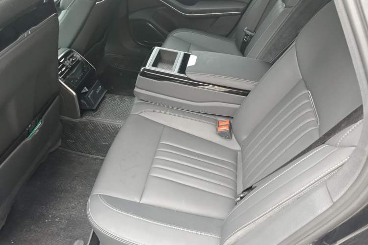 Used Hongqi H9 2022 2.0T Smart Connect Flagship Edition Left Rear Seat