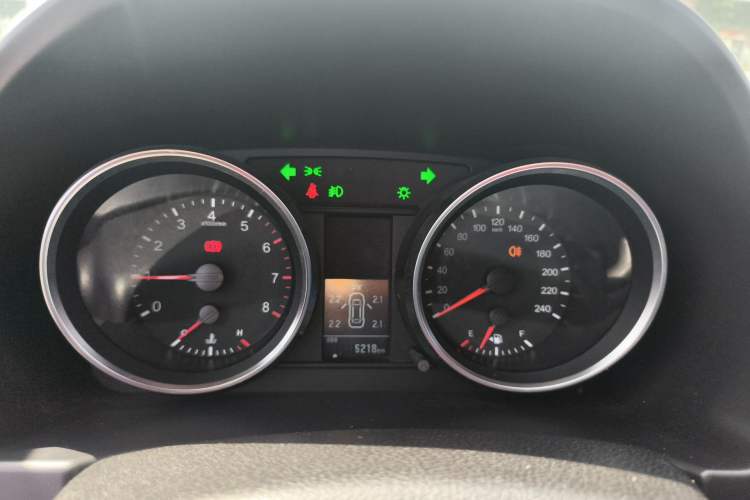 Used Haval H6 2015 Revised Version Sport Edition 1.5T Manual Transmission Two-Wheel Drive Elite Grade