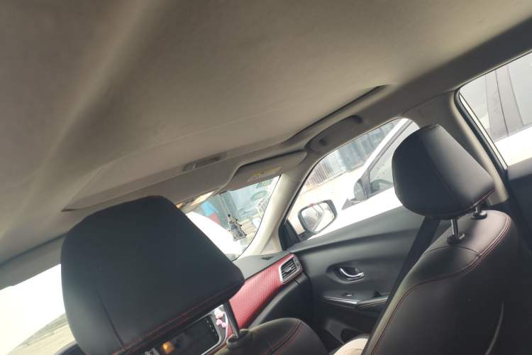 Used Nissan Lannia 2020 1.6L CVT Smart Connect Smart Cool Edition Headliner