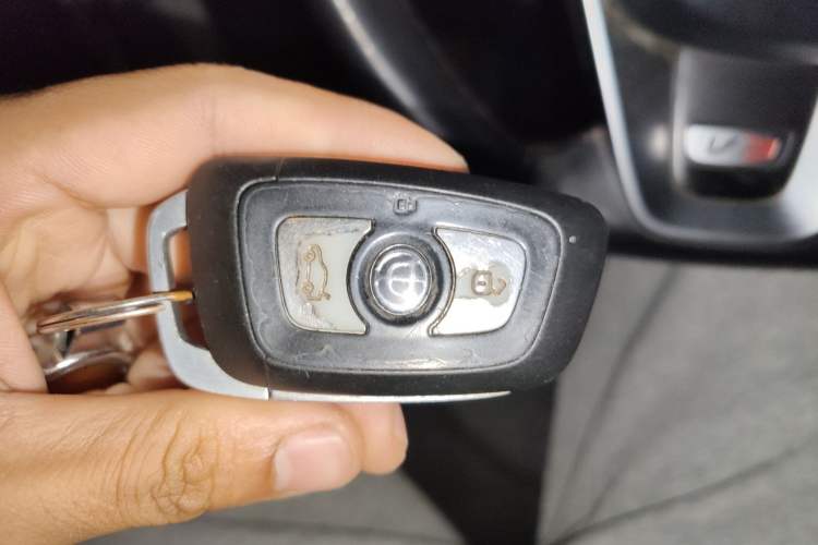 Used Brilliance V3 2015 1.5L Automatic Smart Version