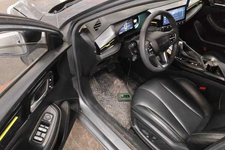 Used Roewe i5 2021 Revised 1.5L CVT Starry Edition
