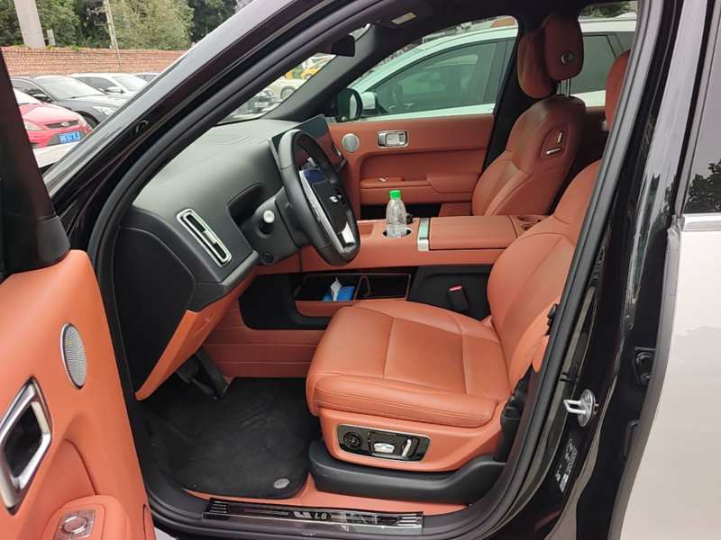 Used Li Auto L8 2023 Air model — 14