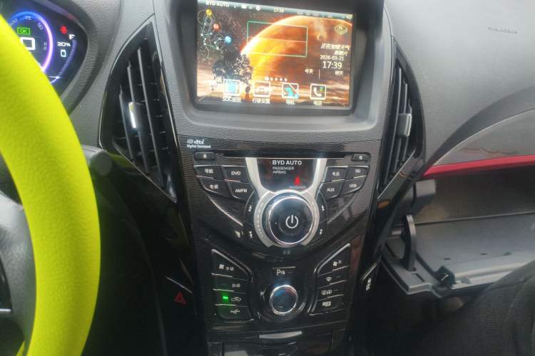 Used BYD Qin New Energy 2014 1.5T Cool Black Knight Flagship Model Audio And AC Panel