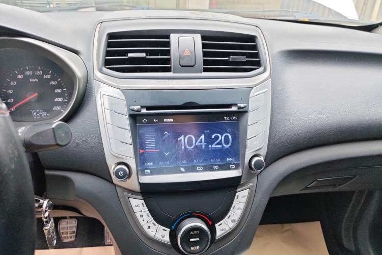 Used Haima M3 2015 1.5L Manual Elite Model
