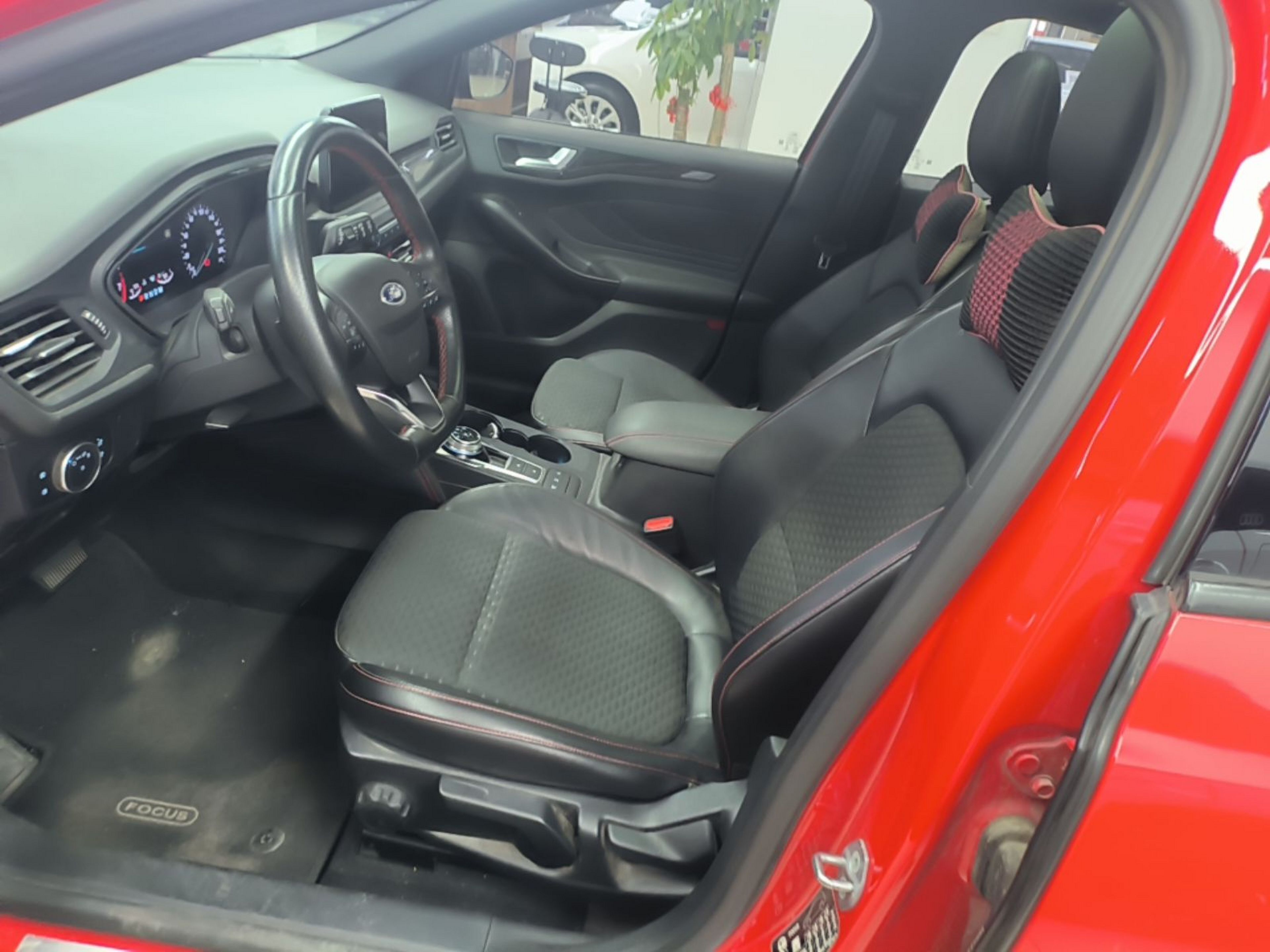 Interior delantero