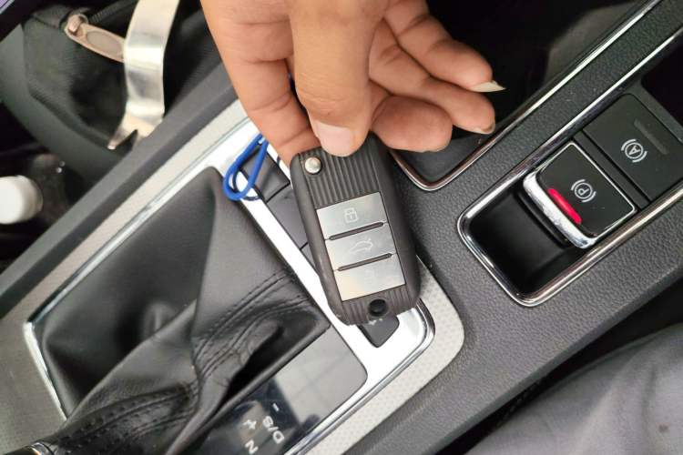 Used Roewe i6 2020 PLUS 1.6L CVT 4G Connected Glory Flagship Edition
