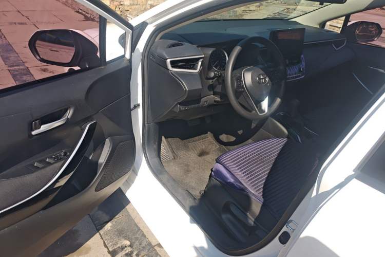 Used Toyota Corolla 2021 Dual-Engine 1.8L E-CVT Pioneer Edition
