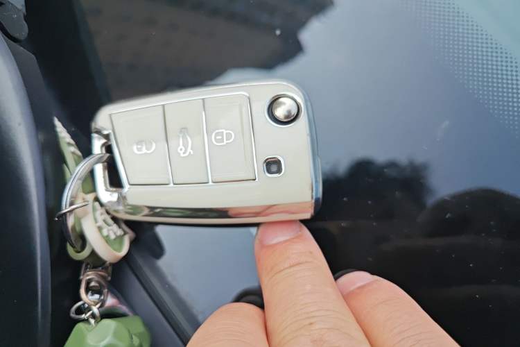 Used Volkswagen Sagitar 2020 200TSI DSG Comfort Version China VI Standard
