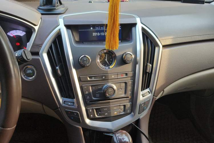 Used Cadillac SRX 2011 3.0L Luxury Model