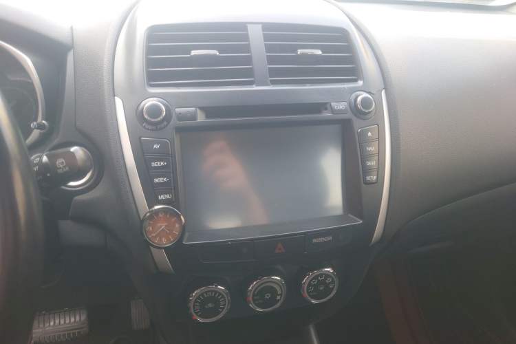 Used Mitsubishi ASX 2013 2.0L CVT Two-Wheel Drive Luxury Edition