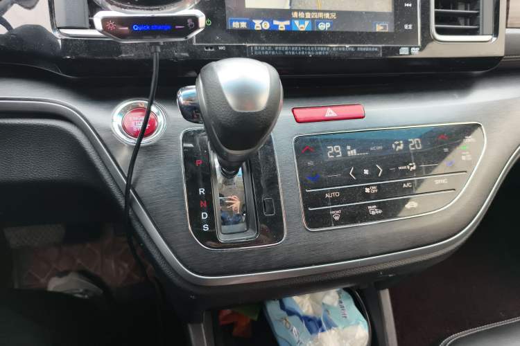 Used Honda Elysion 2016 2.4L Supreme Edition
