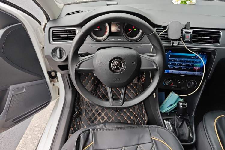 Used Skoda Rapid Spaceback 2019 Revised Version 1.5L Automatic Standard Edition China V Standard