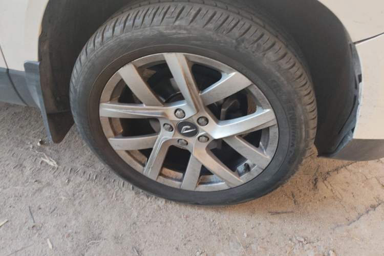 Used Jetta VS5 2021 280TSI Automatic Enjoyment Model Right Front Wheel Hub