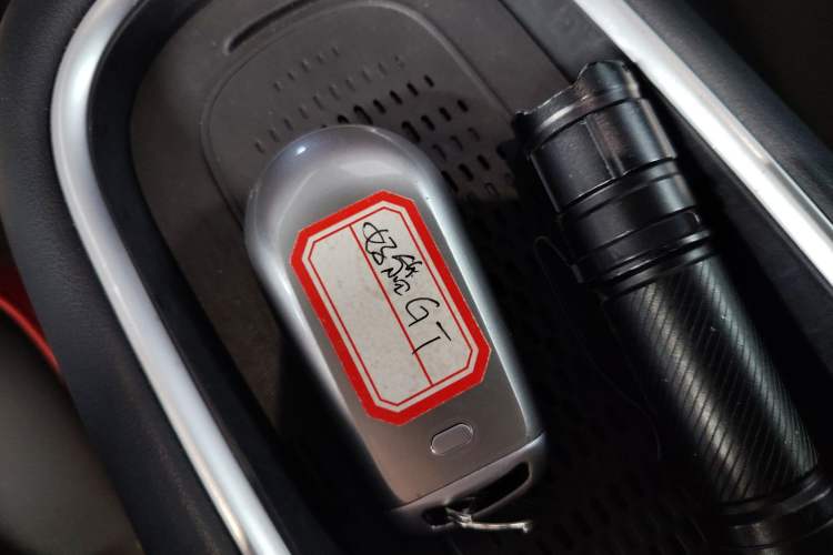 Used ORA Good Cat GT 2023 Mulan Edition 401km Luxury Version
