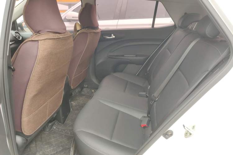 Used Kia kx1 Stonic 2021 1.4L CVT Sunroof Model
