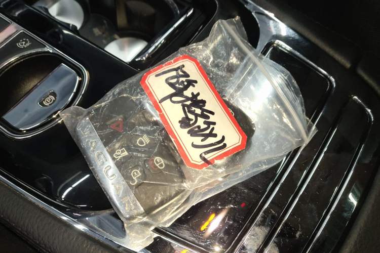 Used Jaguar XJ 2018 XJL 3.0 SC Two-Wheel-Drive Elegant Business Edition