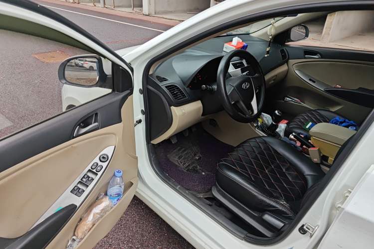 Used Hyundai Verna (older generation) 2016 1.4L Manual Smart GLS Trim
