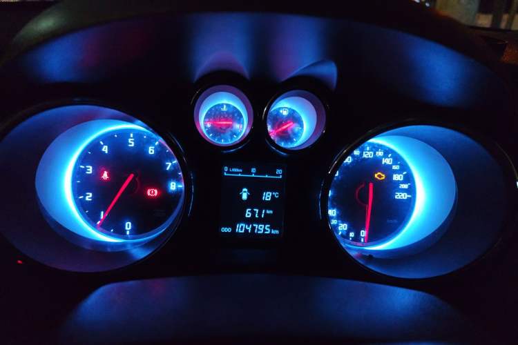 Used CHANGAN CS35 2014 1.6L Manual Luxury Model China IV Standard