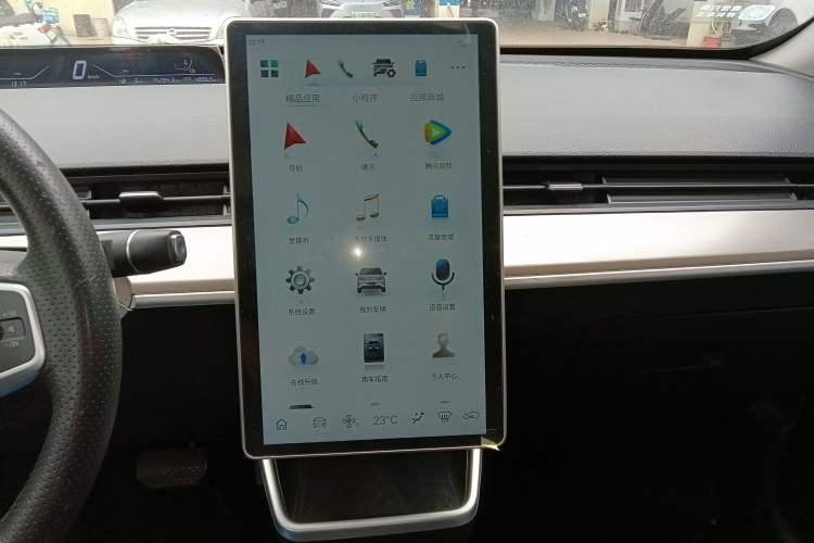 Used NETA V 2022 Long-Range Industry Custom Edition