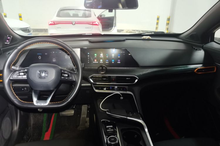 Used CHANGAN UNI-T 2022 1.5T Prestige Version Headliner