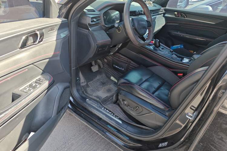 Used Lynk & Co 05 2022 2.0TD Four-Wheel Drive Dynamic Halo
