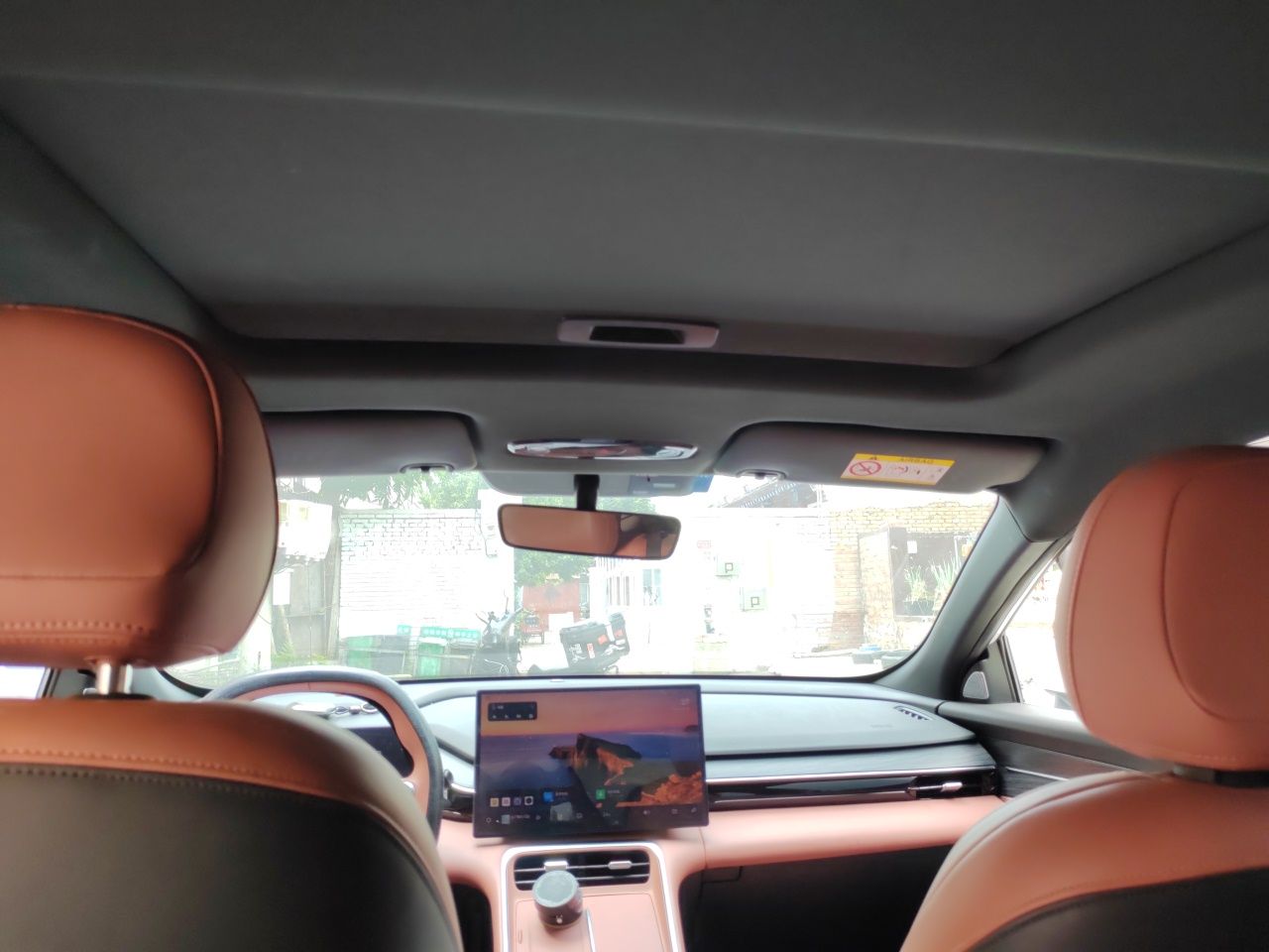 Geely Galaxy L6 2025 EM-i 60km Exploration Edition — снимка 18