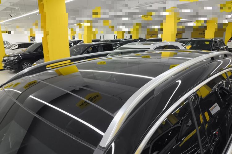 Used Mercedes-Benz GLC 2023 GLC 260 L 4MATIC Luxury Model 5 Seats Roof