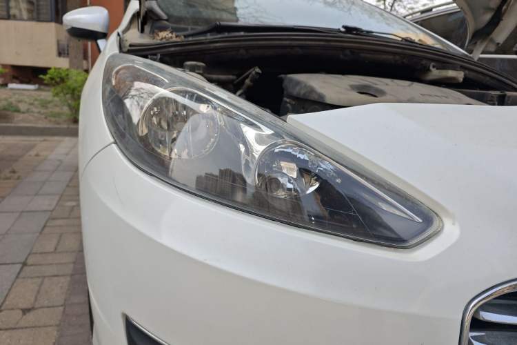 Used Peugeot 308 2014 Enjoy Edition Classic 1.6L Manual YouShang Model Right Front Headlight