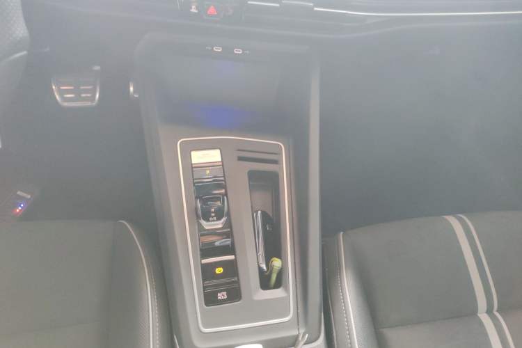 Used Volkswagen Golf 2021 280TSI DSG R-Line
