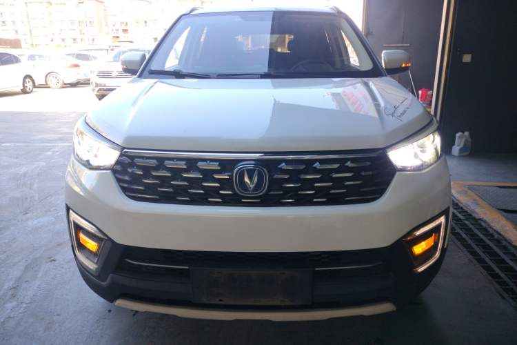 Used Changan CS55 2018 1.5T Automatic Colorful Edition China V Standard
