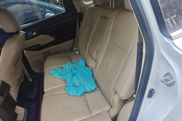 Used Toyota Highlander 2017 2.0T Four-Wheel Drive Luxury Edition 7 Seats
