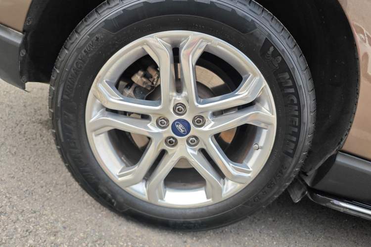 Used Ford Edge 2016 EcoBoost 245 Four-Wheel Drive Titanium Edition 7-Seater