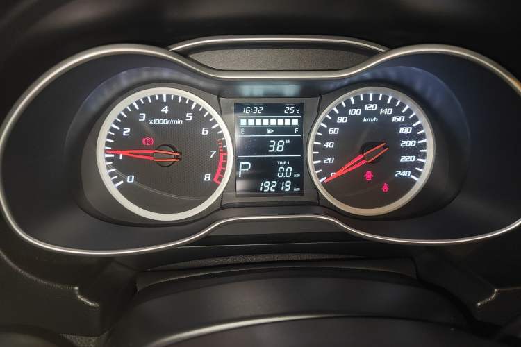 Used Bestune X40 2019 1.6L Automatic Luxury Edition China VI Instrument Cluster