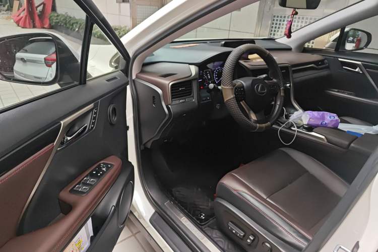 Used Lexus RX 2016 300 Two-Wheel Drive Comfort Edition China VI Standard
