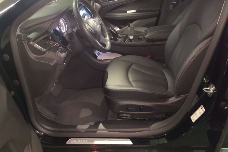 Used Buick LaCrosse 2022 652T Luxury Version
