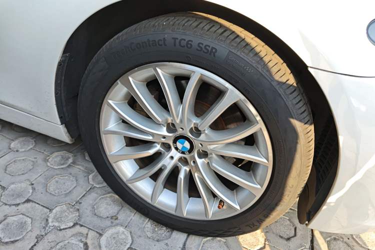 Used BMW 5 Series 2014 525Li Luxury Design Package