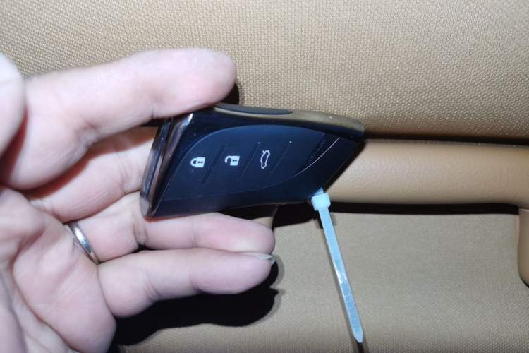 Used Lexus ES 2022 200 Excellence Edition