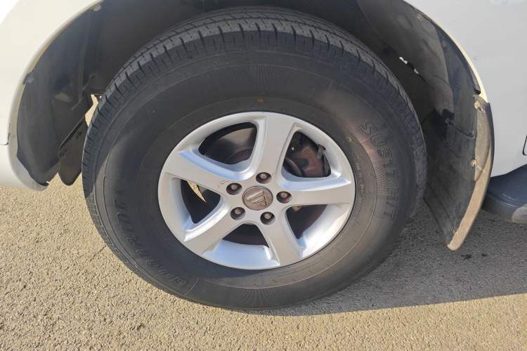 Used Foton Tunland 2017 2.4L E3 Gasoline Two-Wheel Drive Extended Comfort Version 4G69S4M