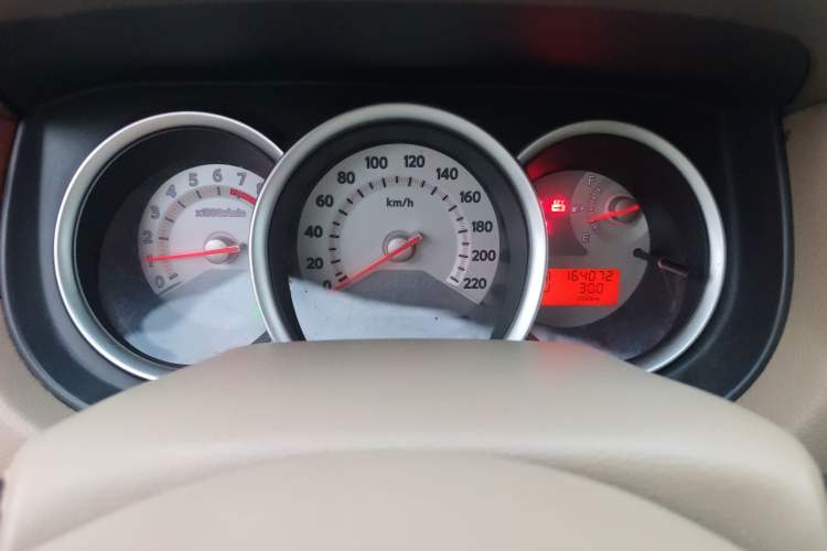 Used Nissan Tiida Sedan 2008 1.6L Automatic Smart Version Instrument Cluster