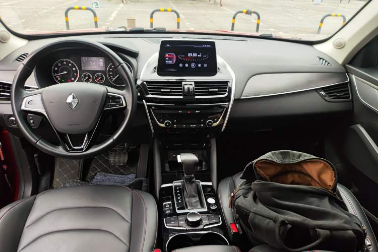 Used BORGWARD BX5 2017 20TGDI Automatic Two-Wheel Drive Pioneer Edition
