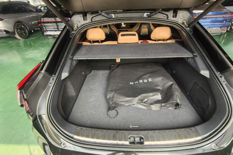 Used Zeekr 001 2021 Ultra-Long Range Dual-Motor YOU Version