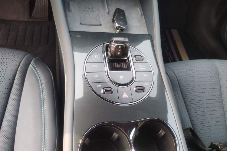 Used BYD Seal 06GT 2025 Intelligent Driving Version 605 Heatwave Edition Gear Lever