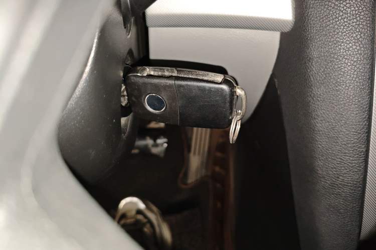 Used Skoda Octavia 2014 1.6L Automatic Yijie Edition Vehicle Key