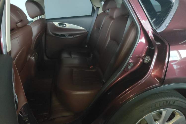 Used Infiniti QX50 2015 2.5L Enjoyment Edition Left Rear Seat