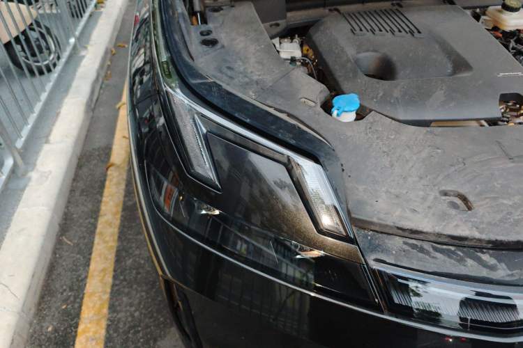 Used Lynk & Co 08 EM-P 2023 120km Long-Range Halo Right Front Headlight