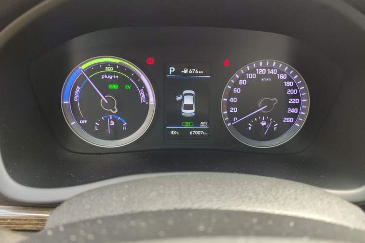 Used Hyundai Sonata Plug-in Hybrid 2018 2.0 PHS Smart Connect Version China VI Standard
