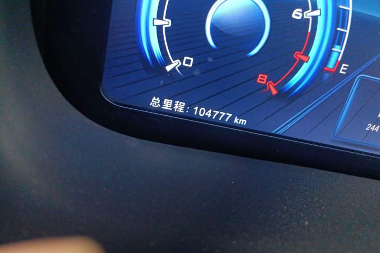 Used BYD Tang New Energy 2015 2.0T Four-Wheel-Drive Flagship Model
