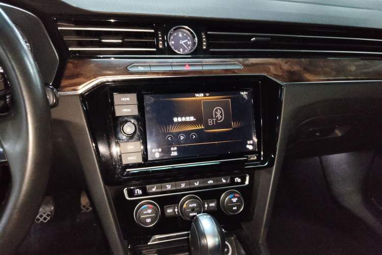 Used Volkswagen Magotan 2019 330TSI DSG Luxury Version China VI Standard
