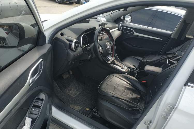 Used MG ZS 2022 180 DVVT Automatic Global Million-Unit 918 Edition
