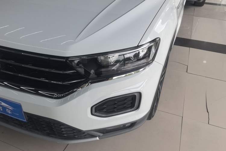 Used Volkswagen T-ROC 2021 280TSI DSG Two-Wheel Drive Comfort Connect Edition